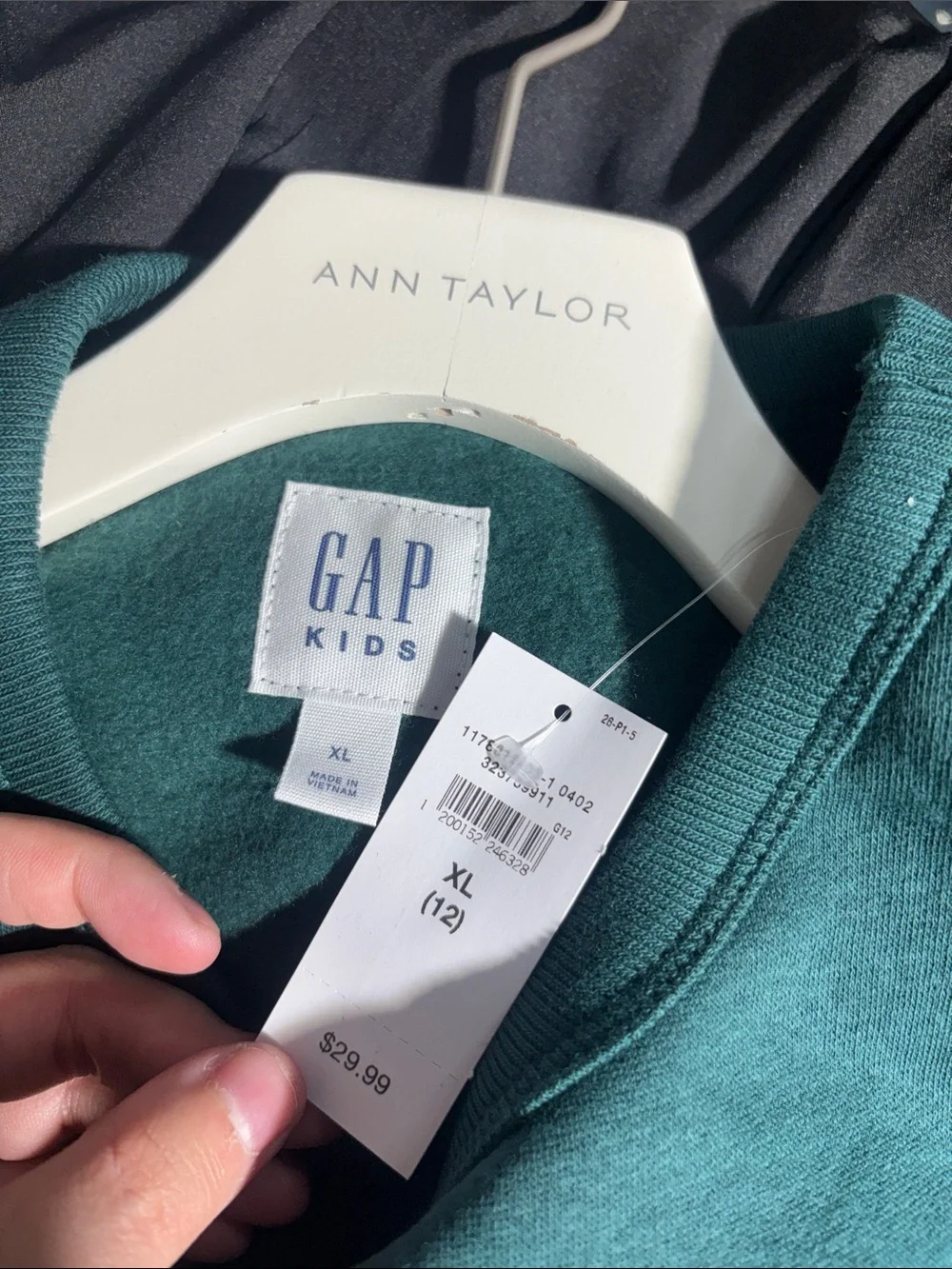 Gap size XL kids sweatshirt